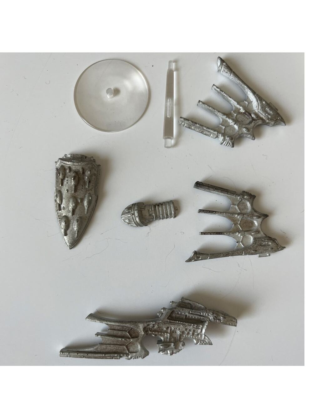 Vintage Citadel Warhammer 40K BattleFleet Gothic Eldar Shadow Cruiser